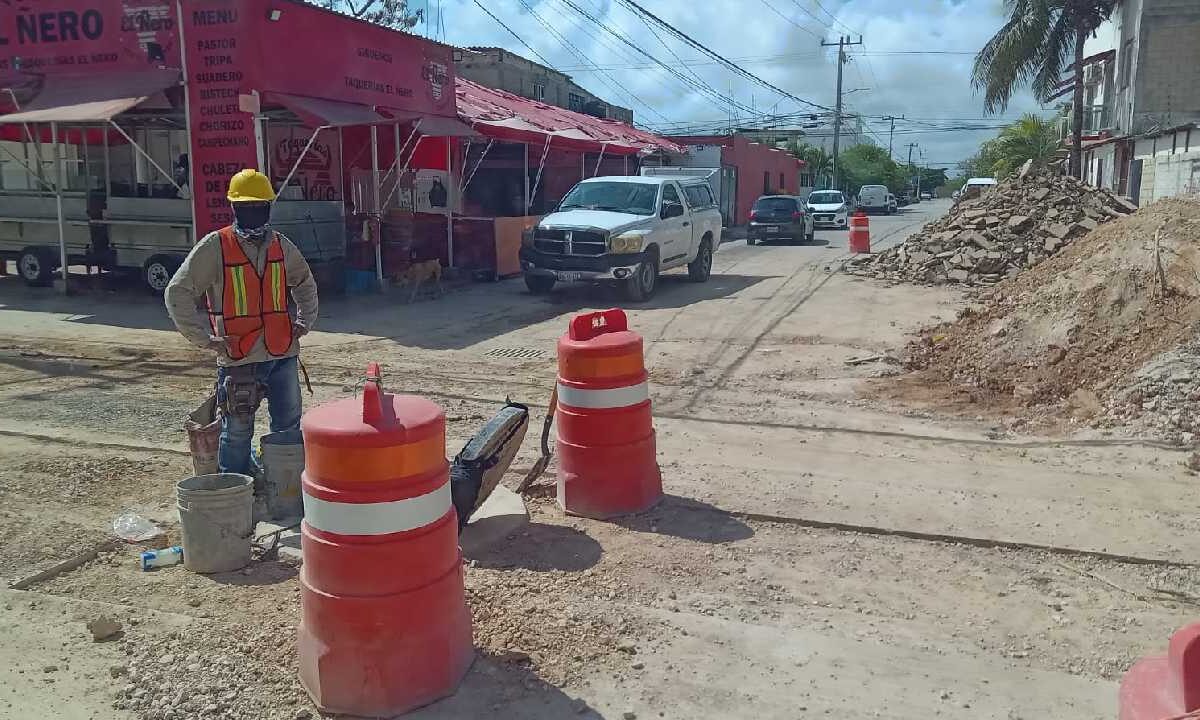 Cierres viales en Cancún.