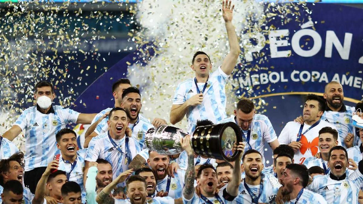 Argentina sigue de líder en el ranking de Fifa.
