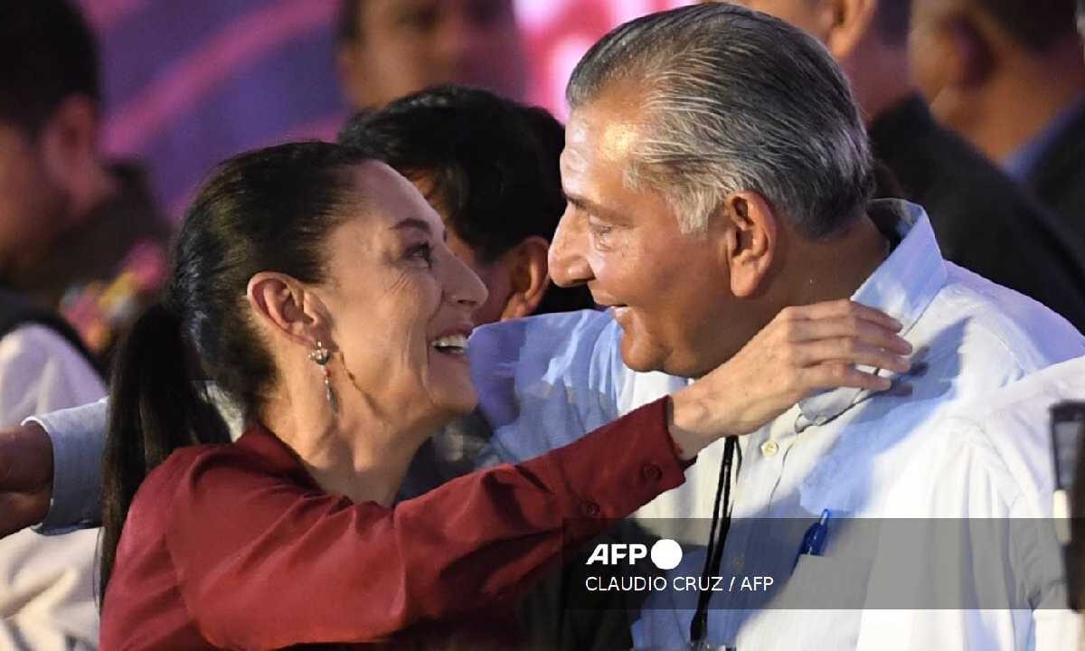 Claudia Sheinbaum pidió a Adán Augusto aclarar sobre su relación con un ex mando buscado por la Interpol.