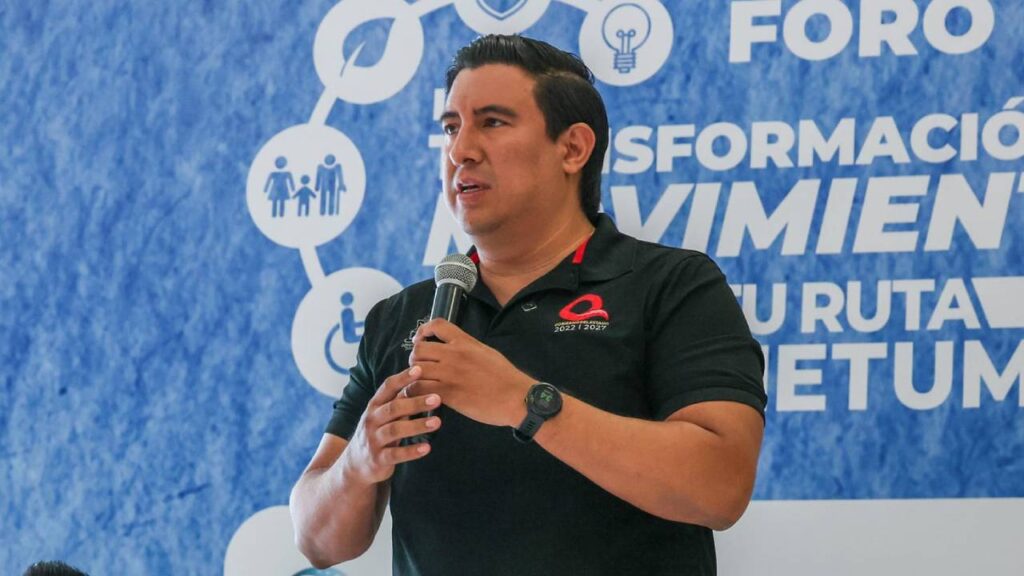 Rafael Hernández Kotasek.
