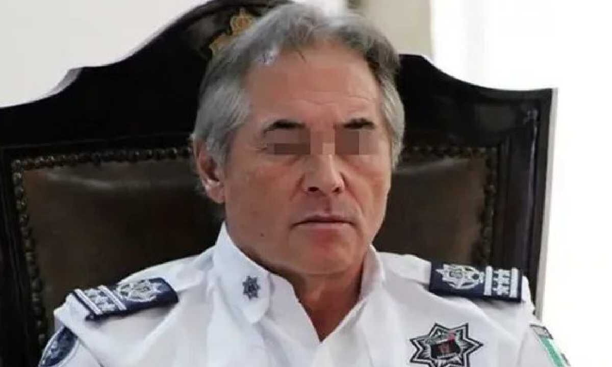 Interpol ya busca a Interpol busca al exjefe policiaco: emiten ficha roja contra Hernán Bermúdez por nexos criminales.