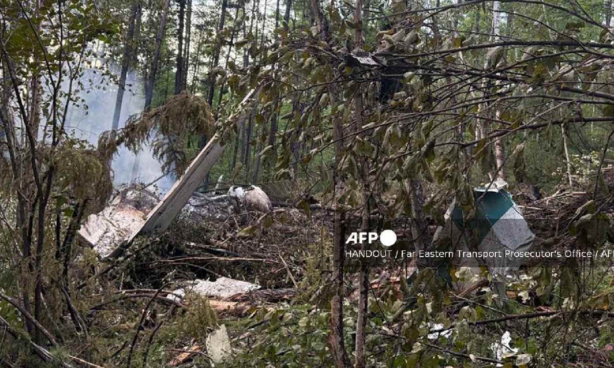 Se estrella avión en Rusia.