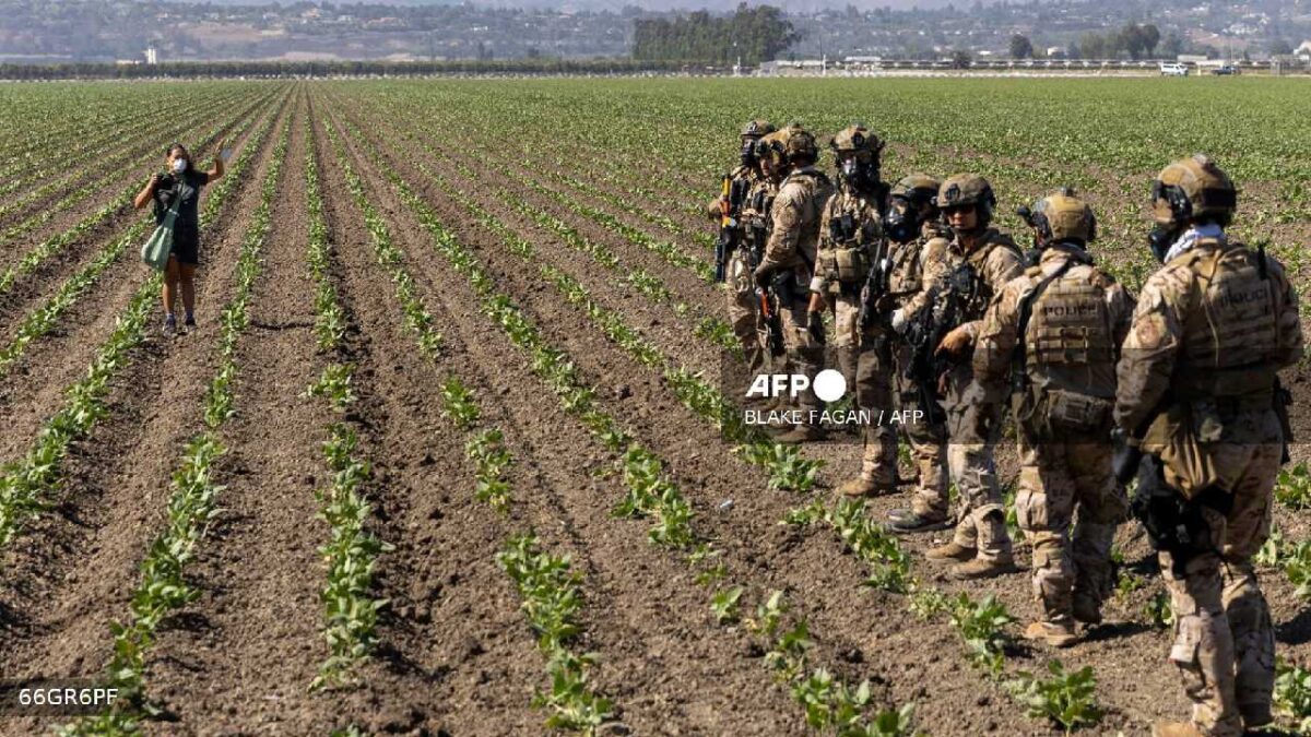 Mexicanos detenidos en California.
