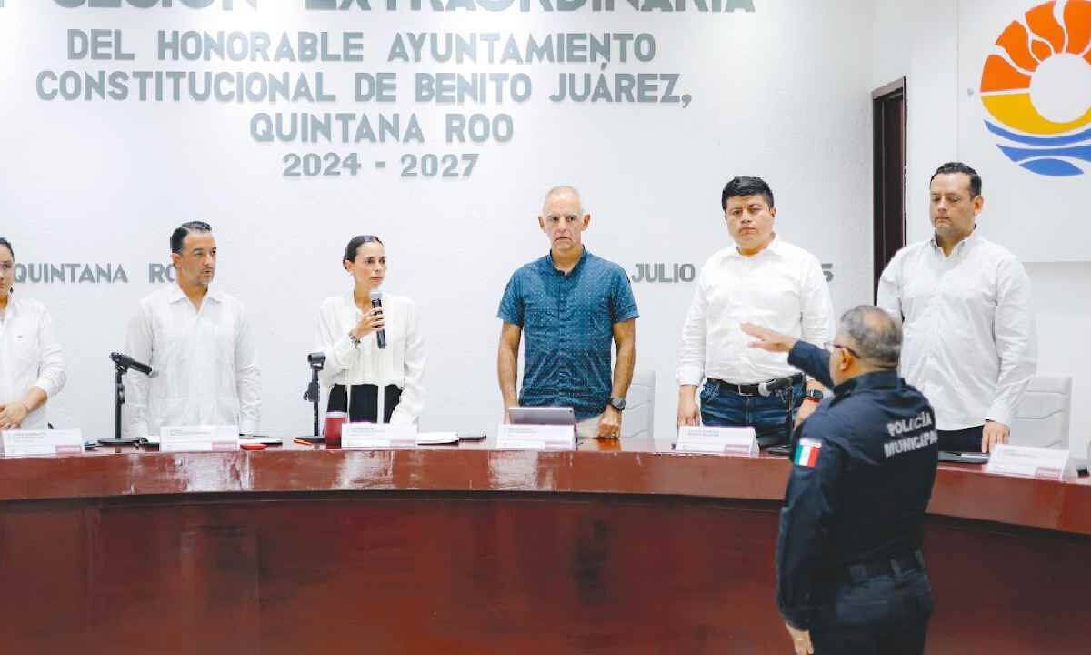 Siguen acéfalos mandos en la policía de Cancún.