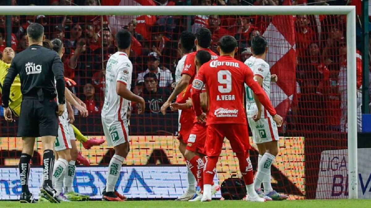 Toluca ganó al Necaxa.