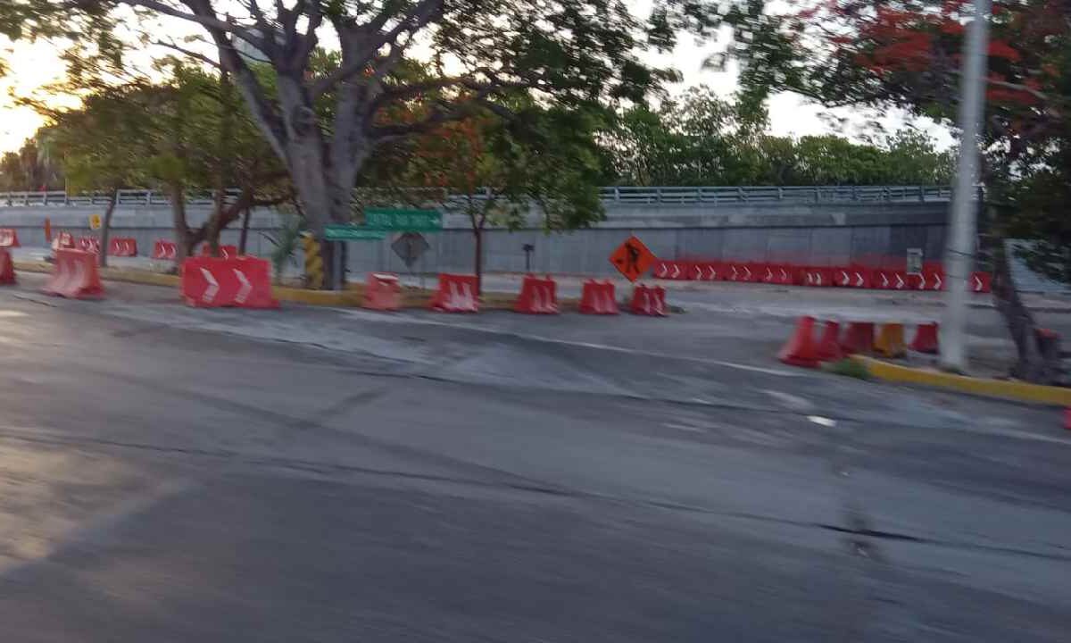 Cierres viales en Cancún por obras.
