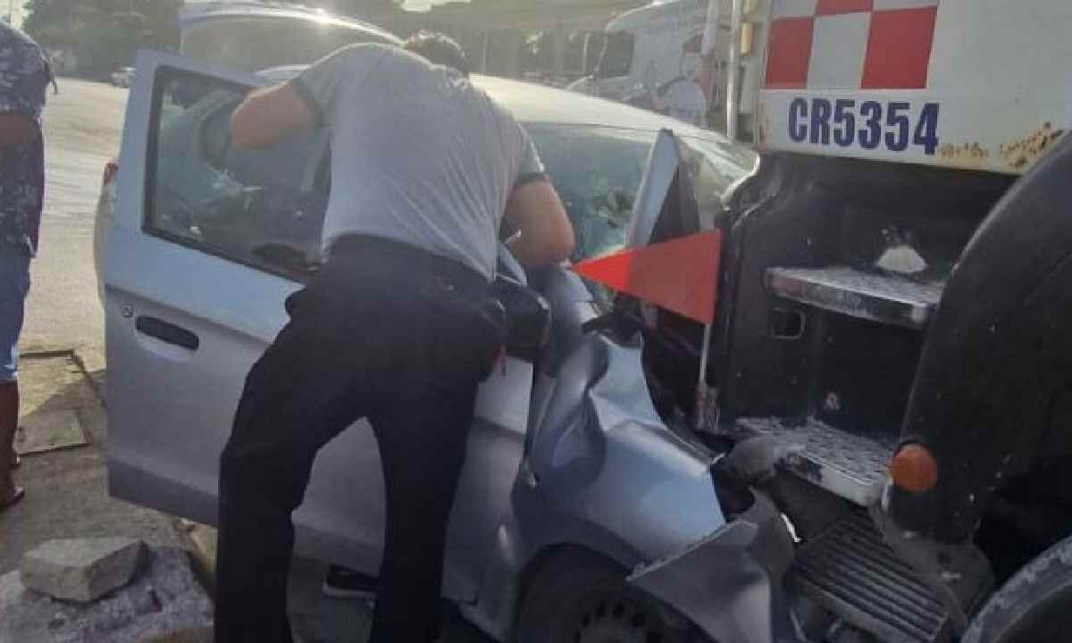 Aparatoso accidente en Cancún.