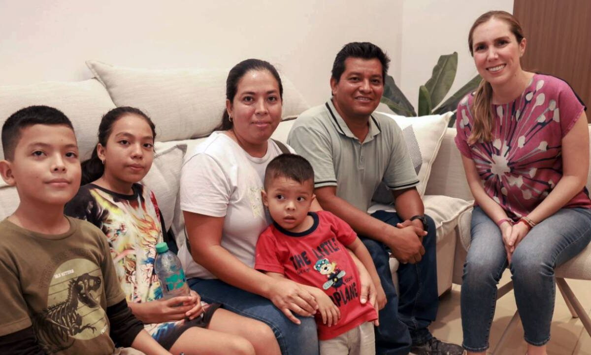 Programa de atención ciudadana en Isla Mujeres.