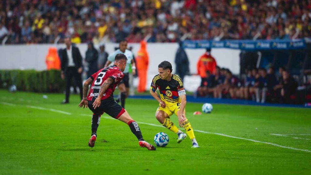 Altas vs América se realizó el domingo en la noche.