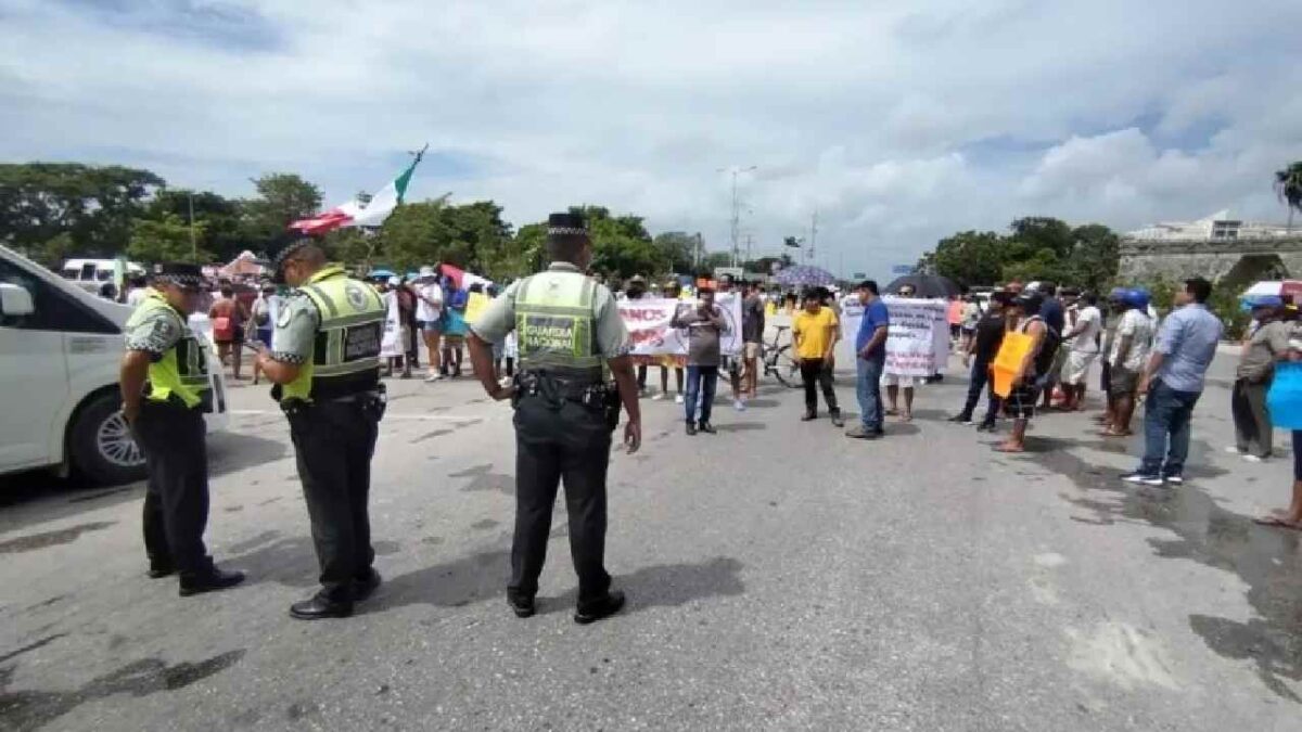 Bloqueo en Tulum.