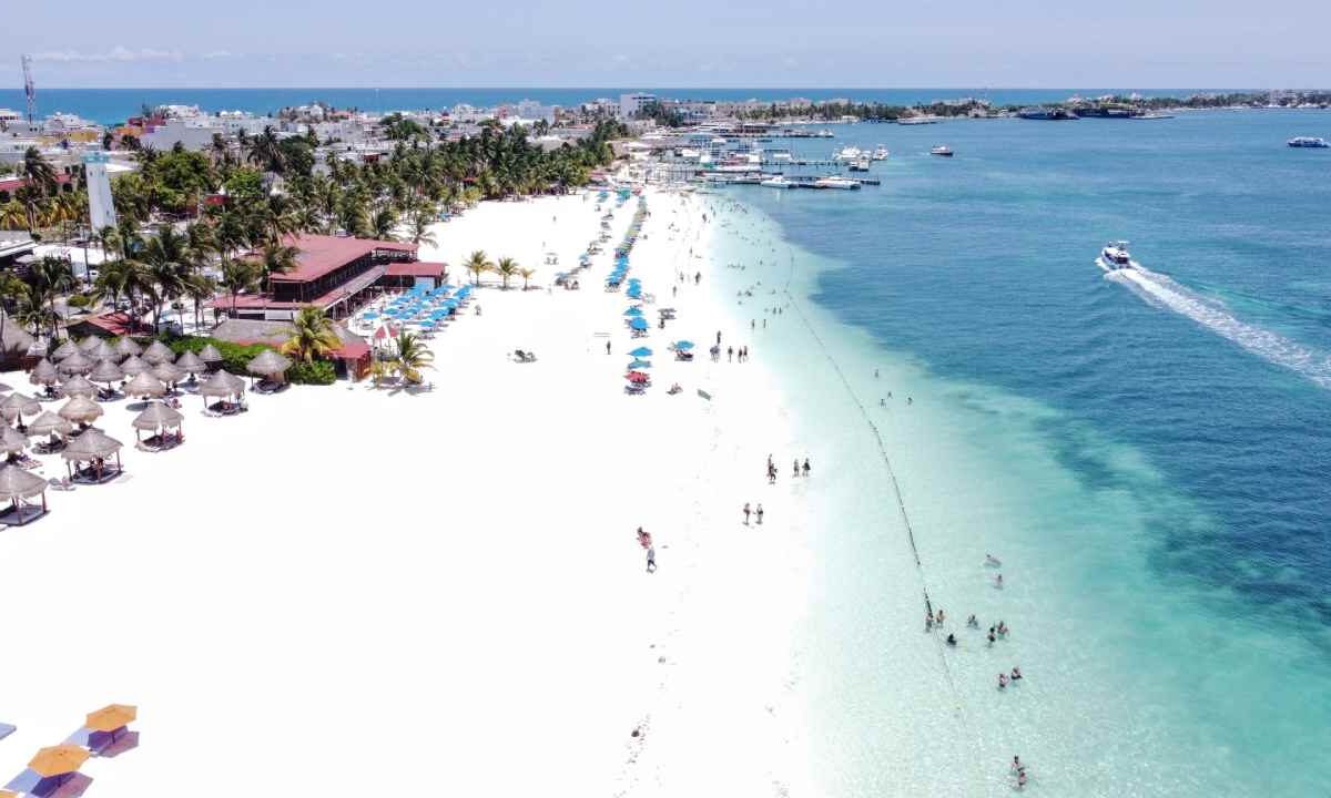 El clima en Quintana Roo, sin variantes.