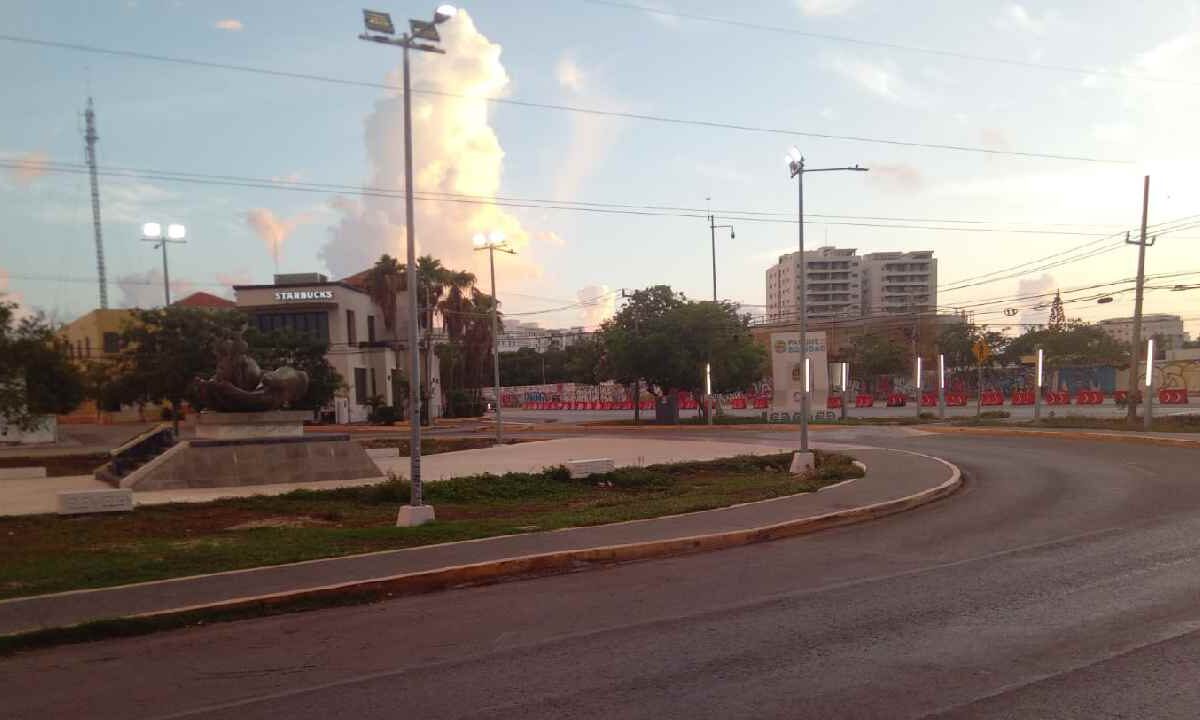 Cierres viales en Cancún.