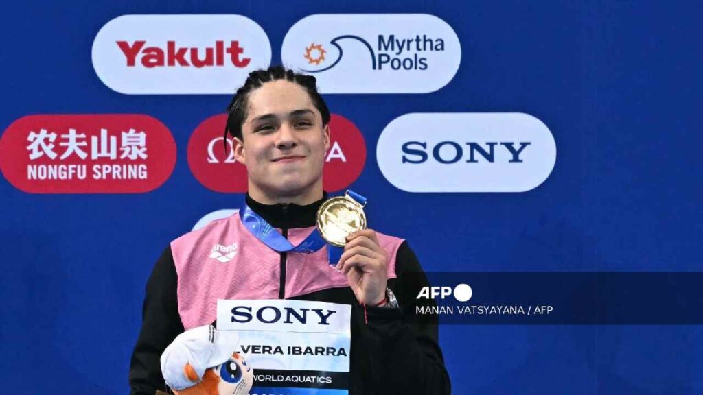 Osmar Olvera se lleva el oro.