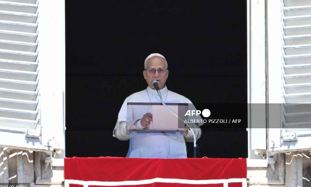 El Papa León XIV pide por la paz en Ucrania.