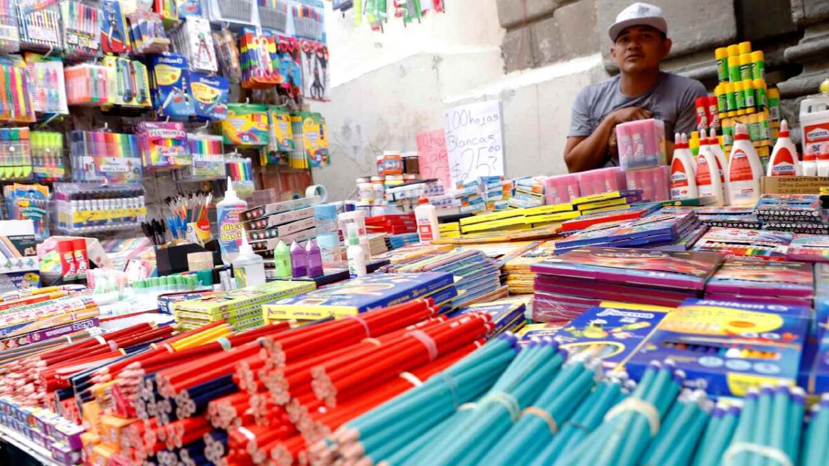 La SEP sugiere una lista de útiles escolares.