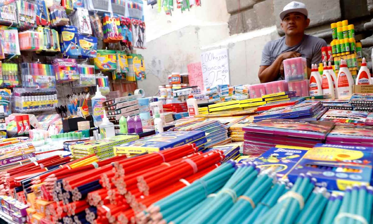 La SEP sugiere una lista de útiles escolares.