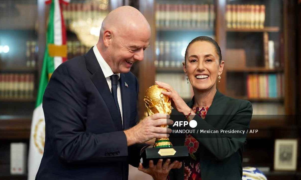 La presidenta regalará su boleto.