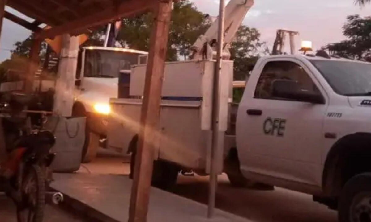 Apagones en Lázaro Cárdenas.