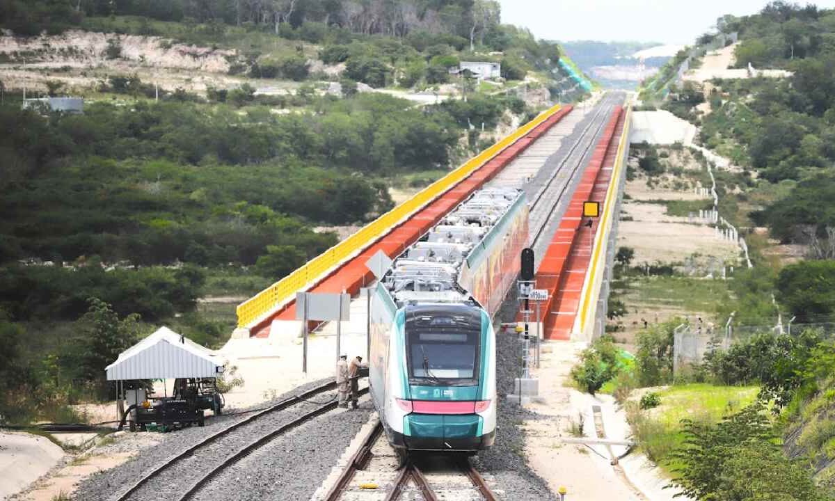 Belice, con la mira fija en el Tren Maya.