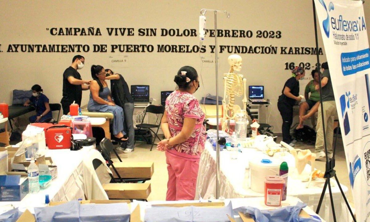 Campaña de salud en Puerto Morelos.