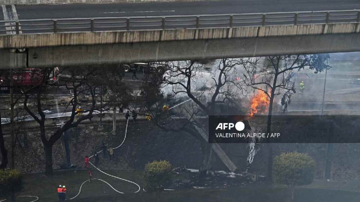Ya son 21 muertos por explosión de pipa.