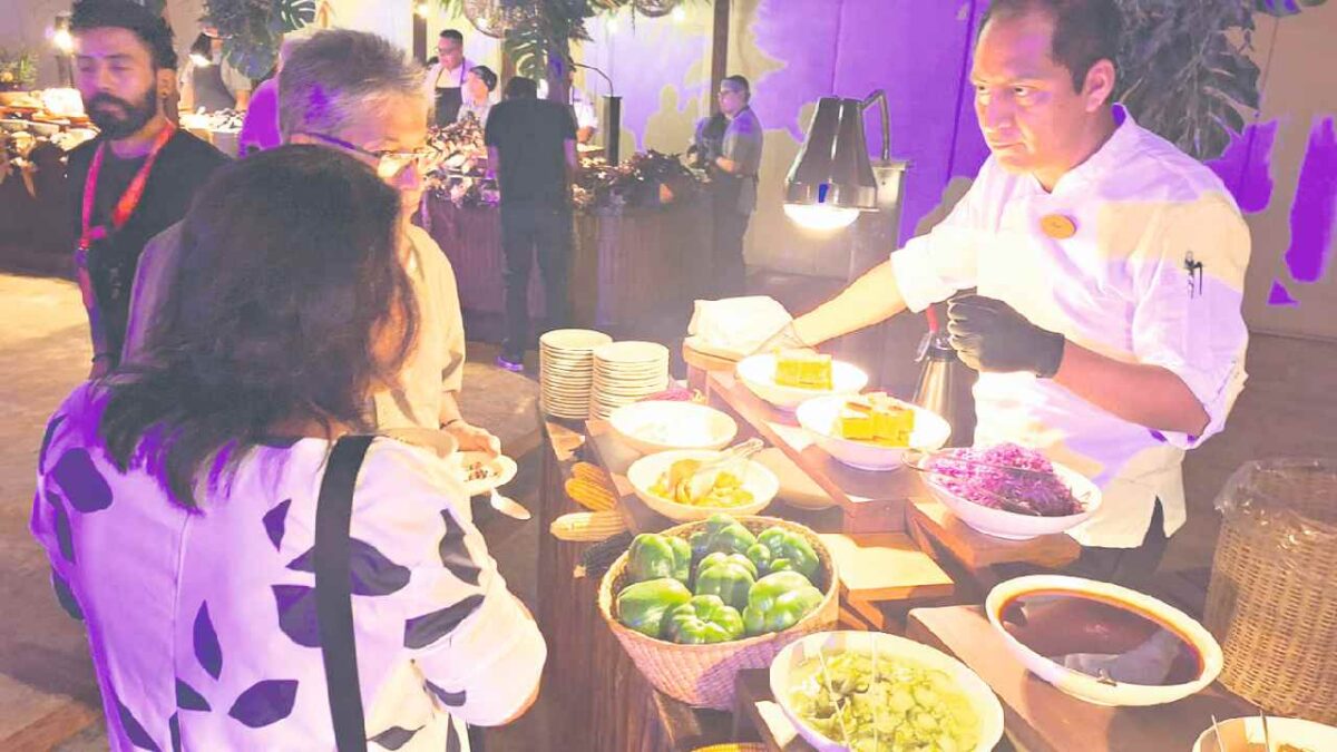 Destacan la gastronomía de Quintana Roo.