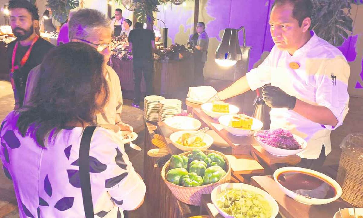 Destacan la gastronomía de Quintana Roo.