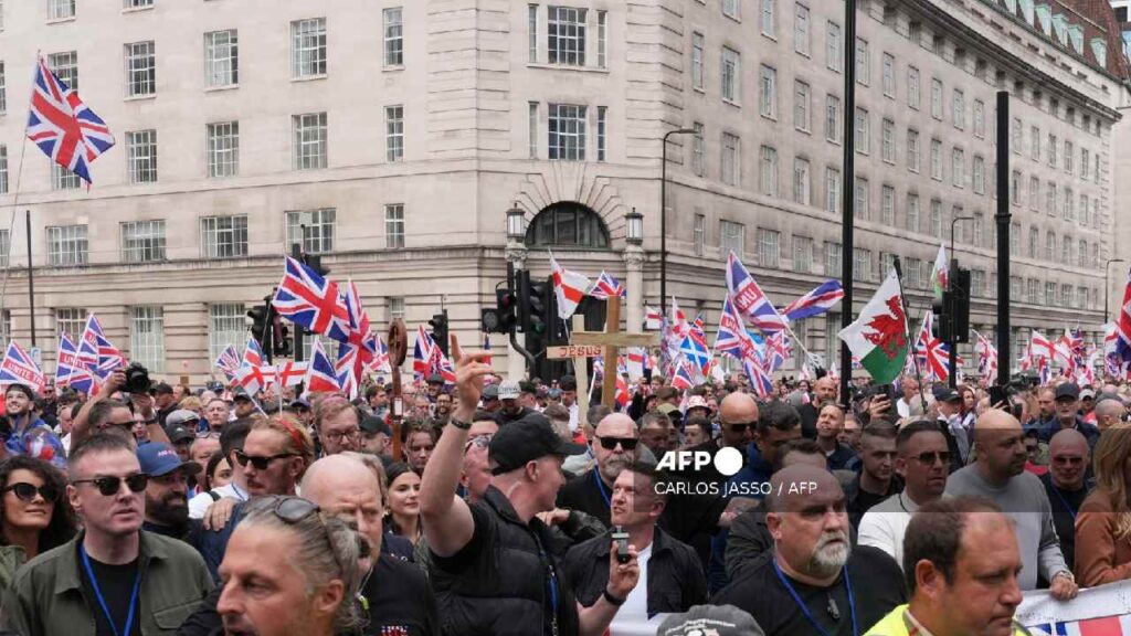 Multitudinaria protesta en Londres.