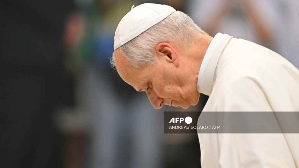 El Papa oró por las víctimas del tifón en Asia.