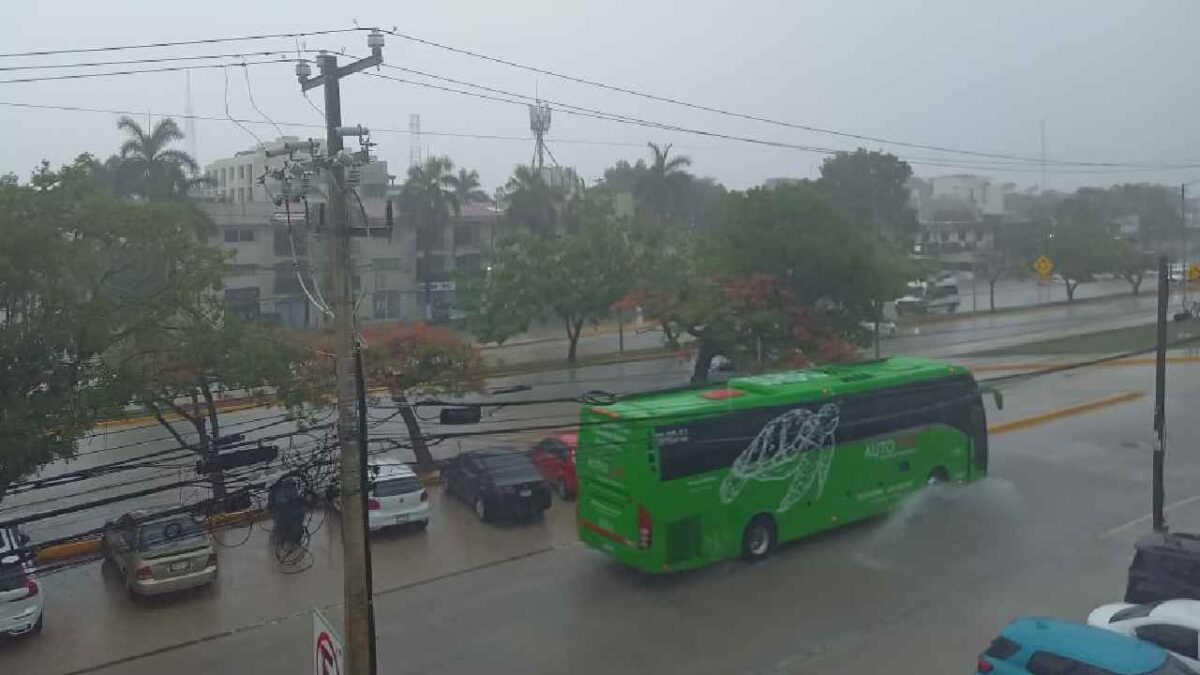 Llueve en Cancún.