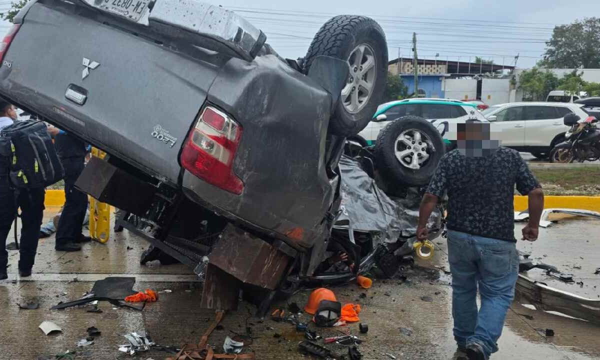 Choque deja cinco muertos.