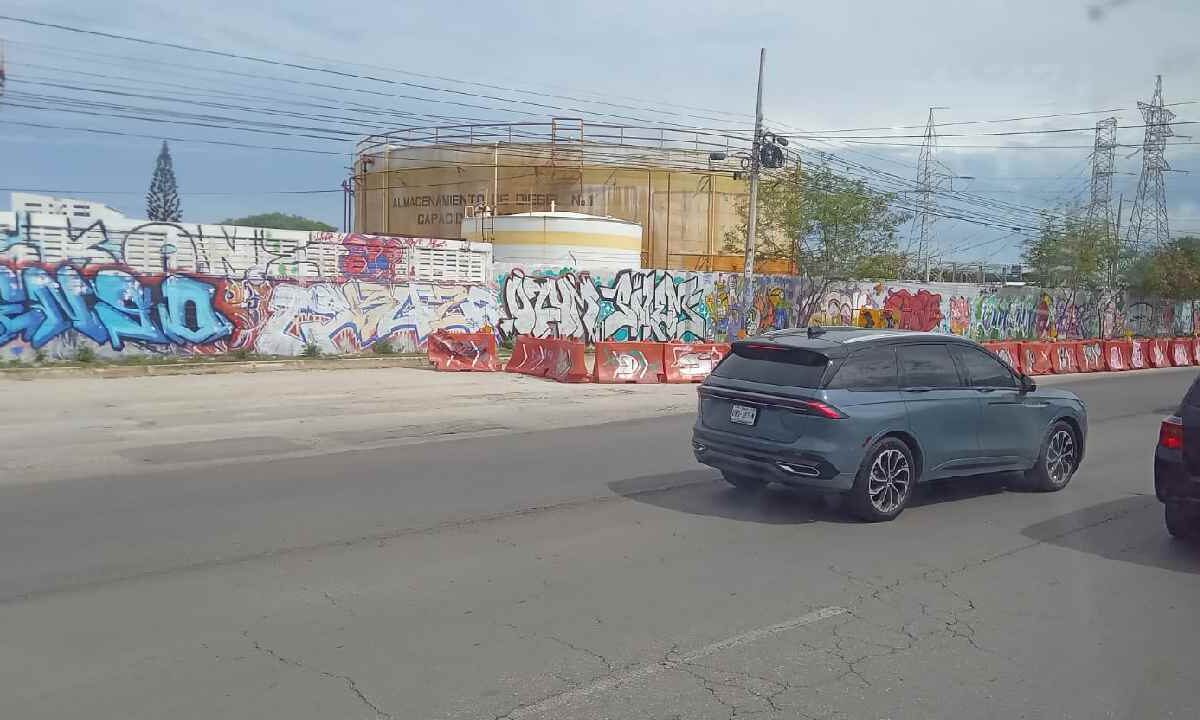 Siguen algunas vialidades cerradas.