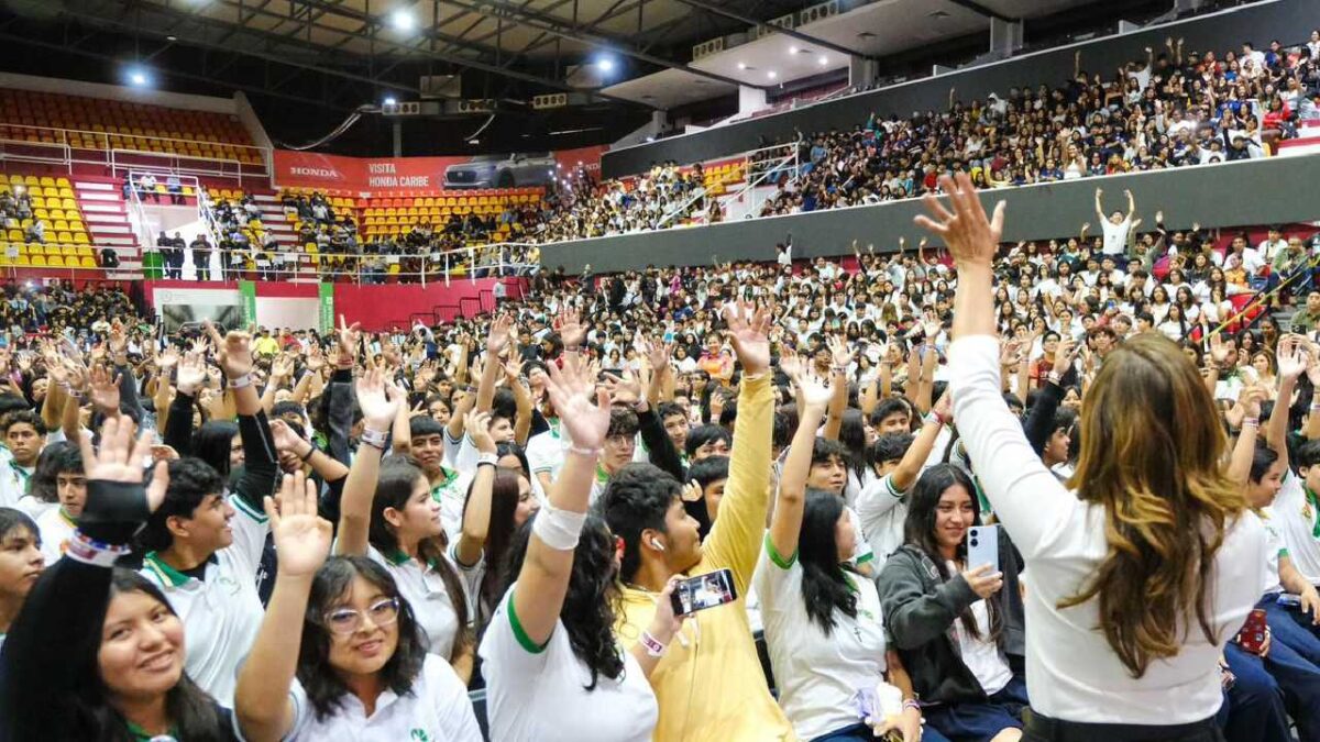 Vive Libre apoyará a jóvenes.