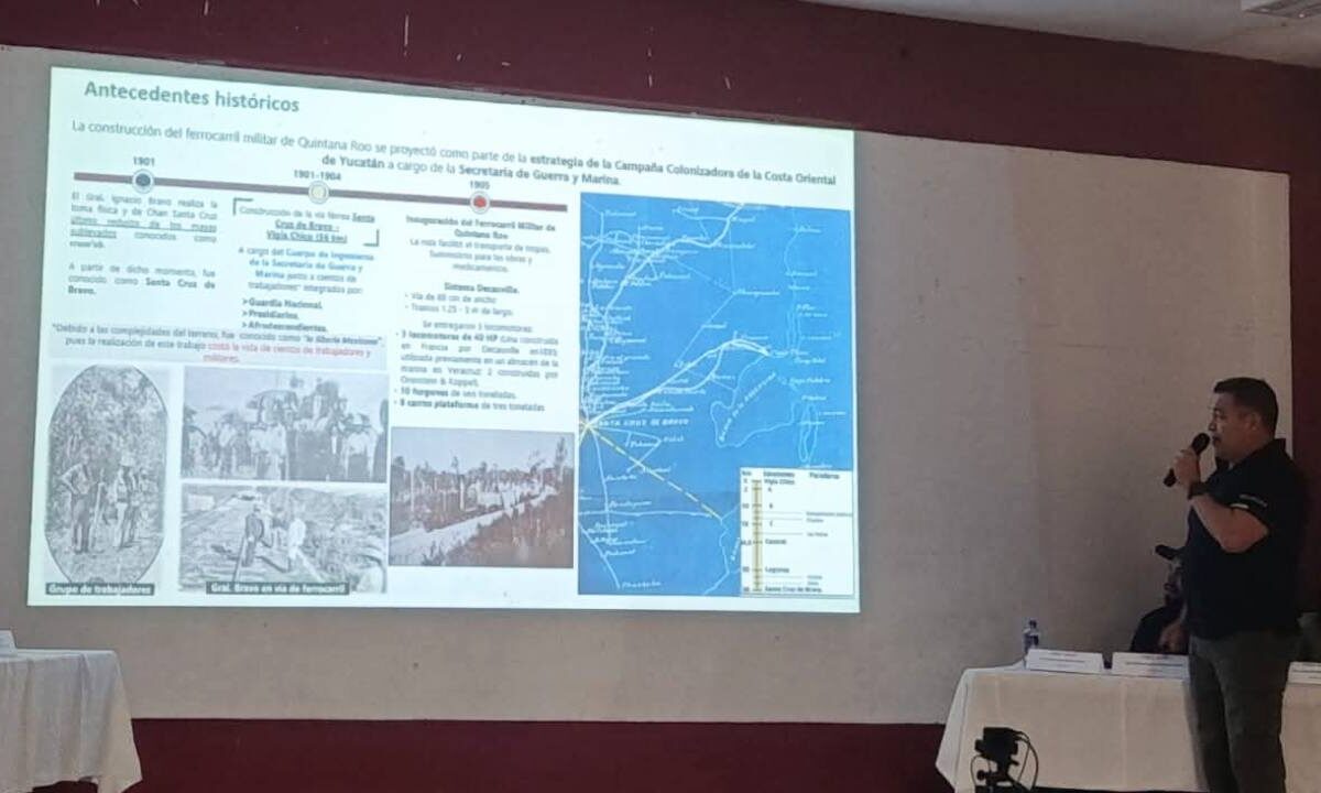 Reunión Pública de Información sobre el proyecto Puerta al Mar, en Sian Ka'an.