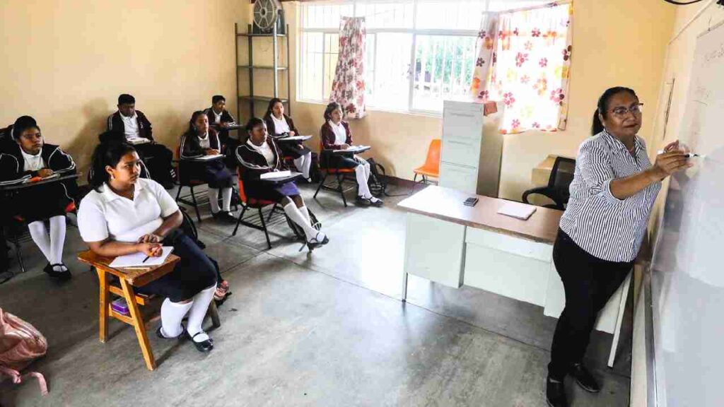 Priorizan en Quintana Roo la educación.