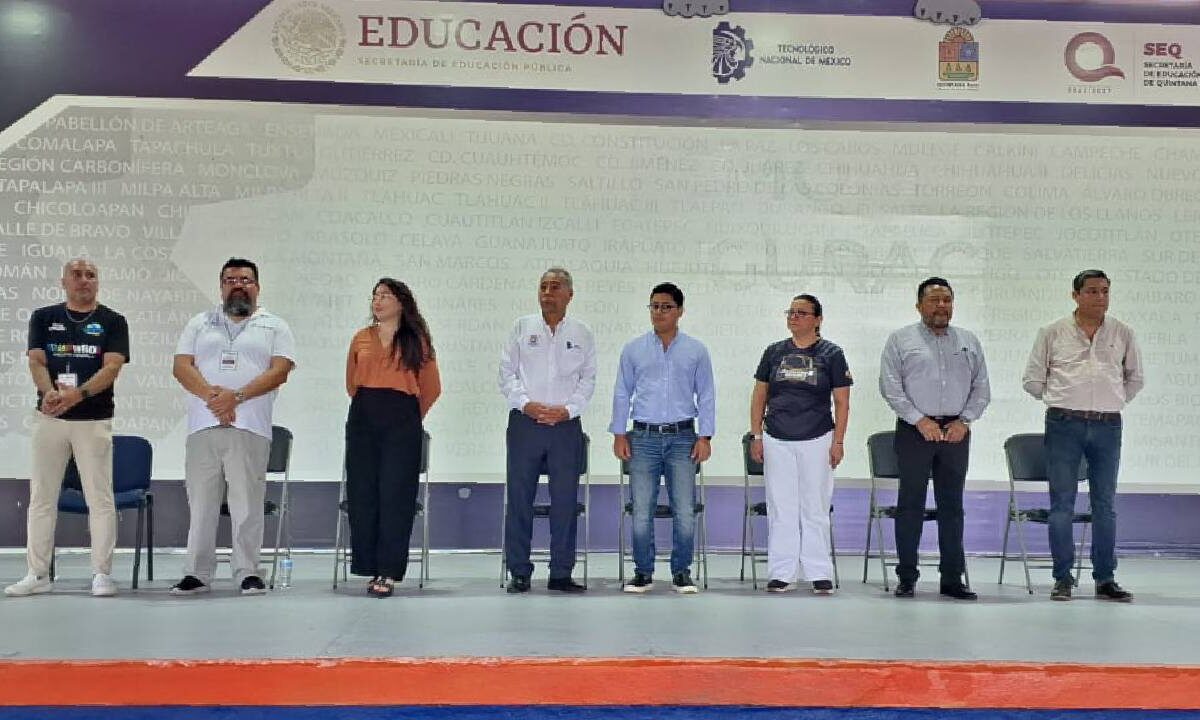 Instituto Tecnológico de Chetumal celebra 50 aniversario.