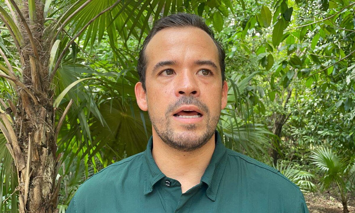 Fernando Haro Salinas.