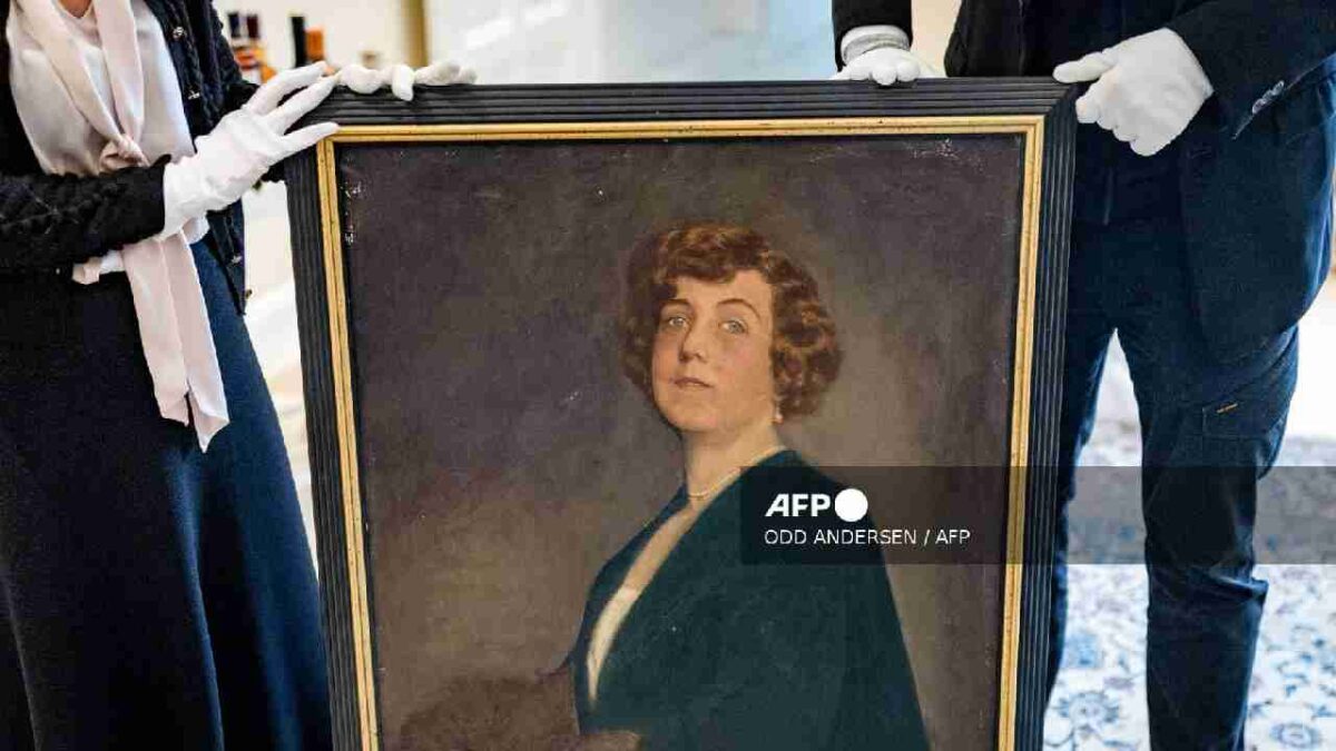 Hallan retrato de Mata Hari.