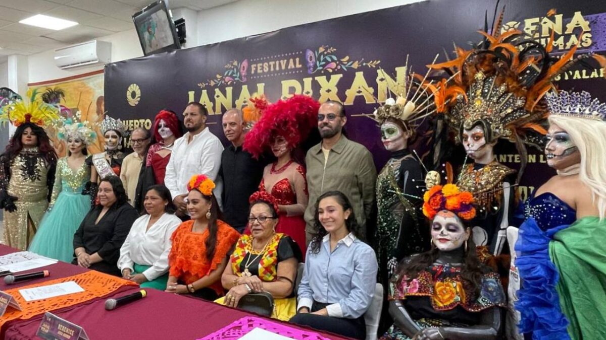 Janal Pixán 2025 en Puerto Juárez.