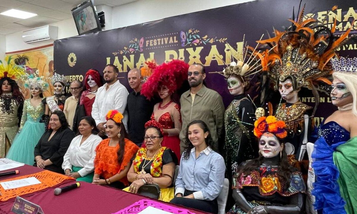 Janal Pixán 2025 en Puerto Juárez.