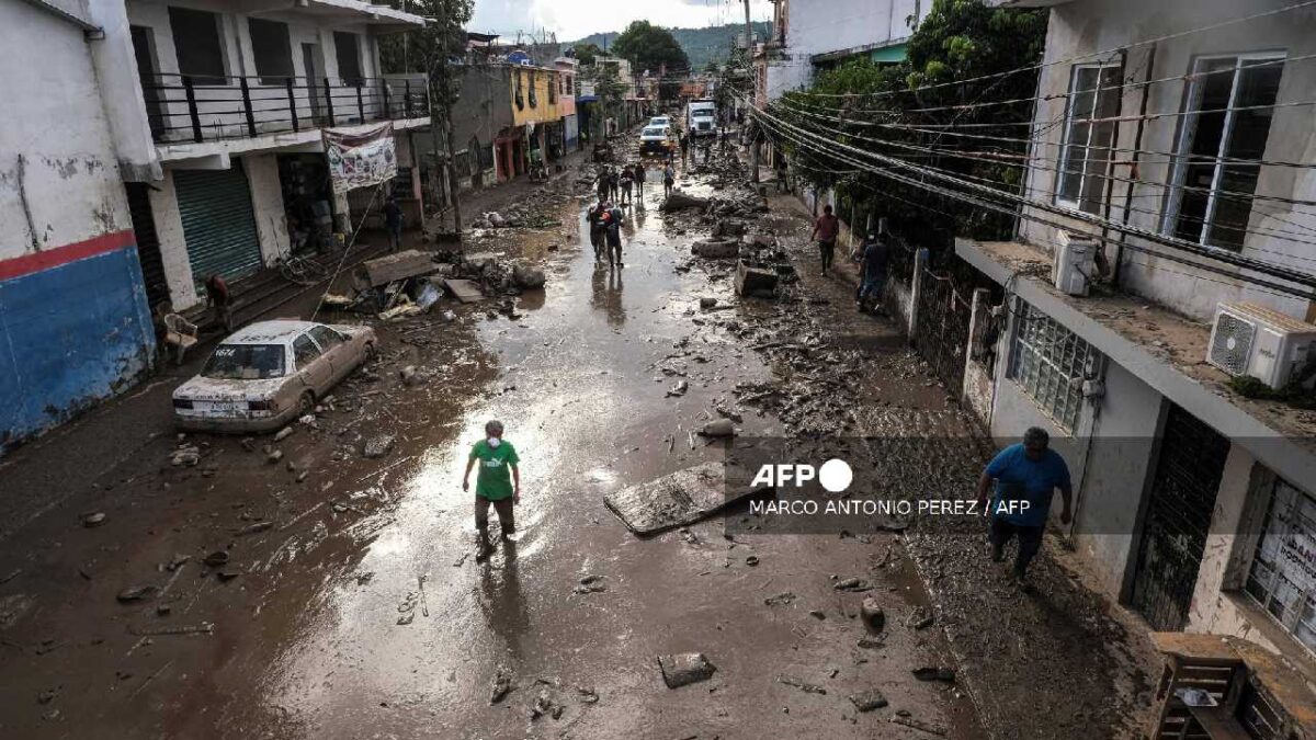 Aumenta número de muertos por las lluvias.