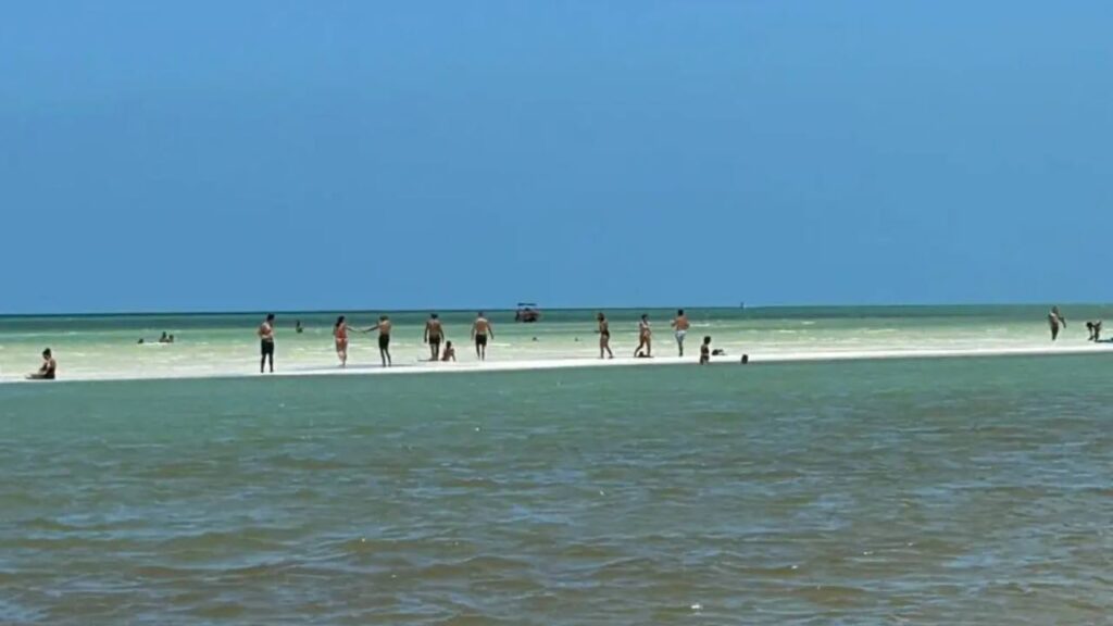 Holbox, Lázaro Cárdenas.