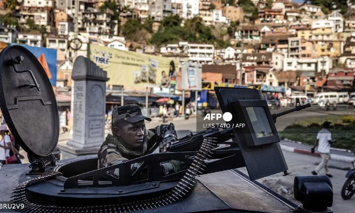 Madagascar, bajo control militar.
