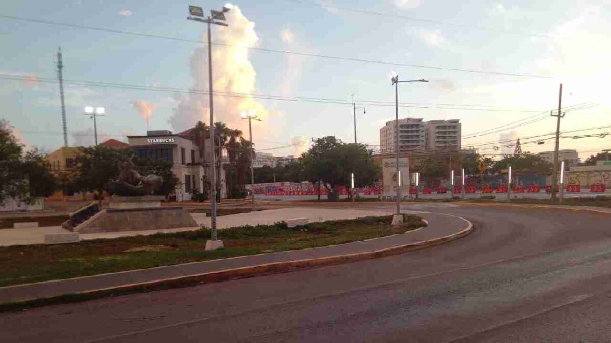Cierres viales en Cancún.