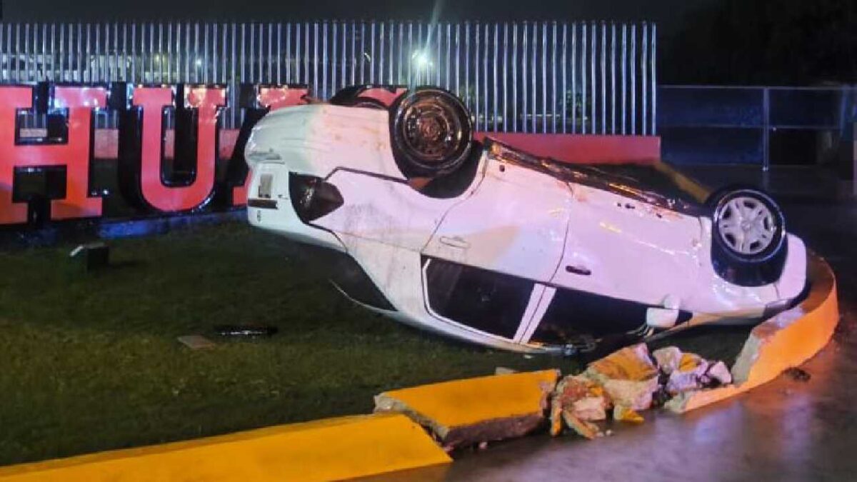 Accidente en el boulevard Colosio.