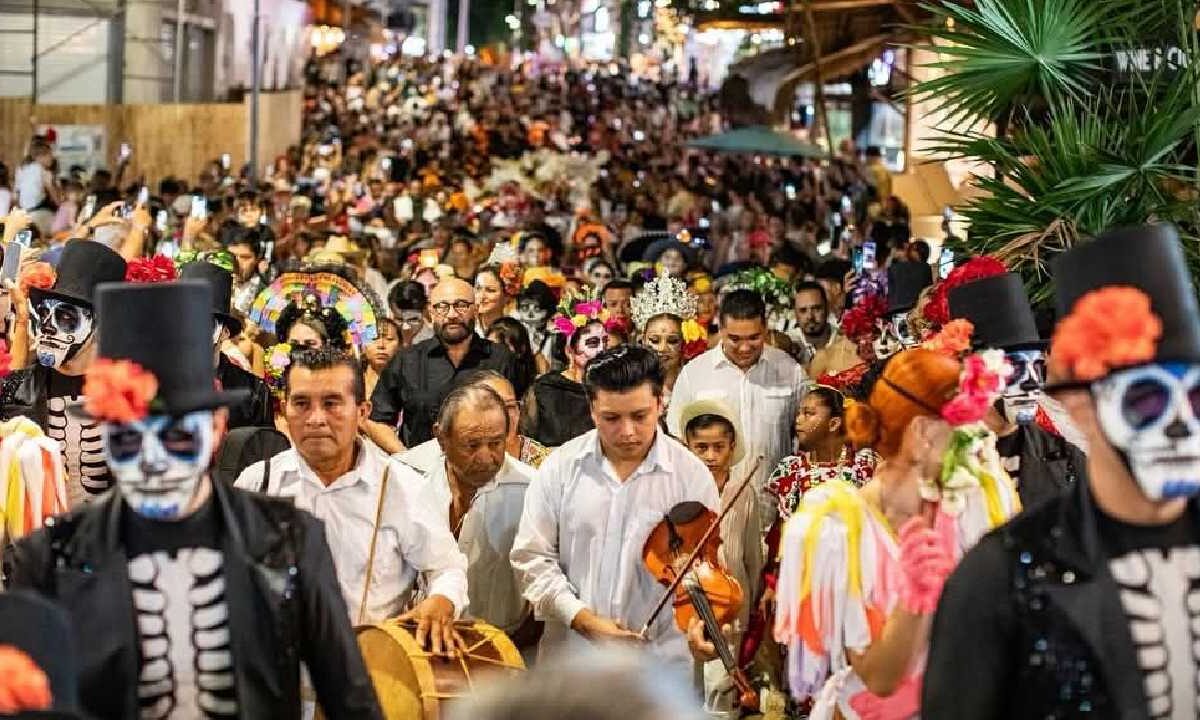 Revive Día de Muertos al Caribe Mexicano.