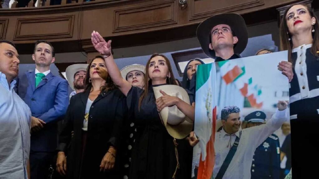 Grecia Quiróz, viuda de Carlos Manzo asumió el cargo.