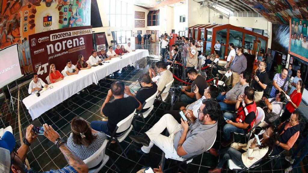 Conferencia de prensa de Morena en Quintana Roo.