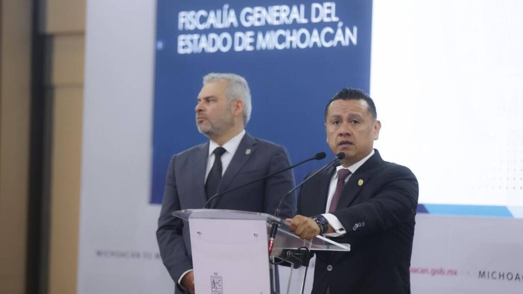 El fiscal federal de Michoacán, Carlos Torres Piña.
