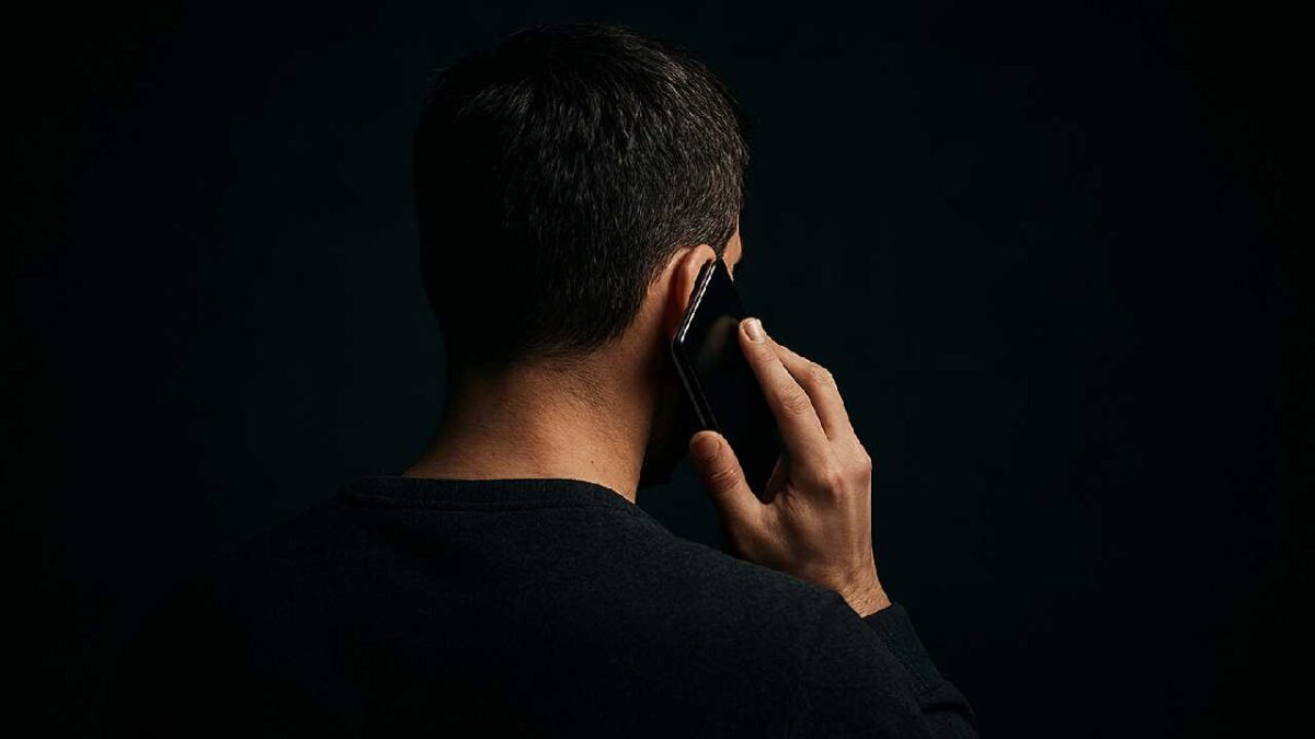 Frustra policía extorsión telefónica.